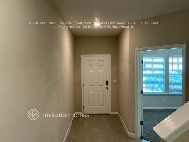 Foto del edificio - 2463 Laylas Wy