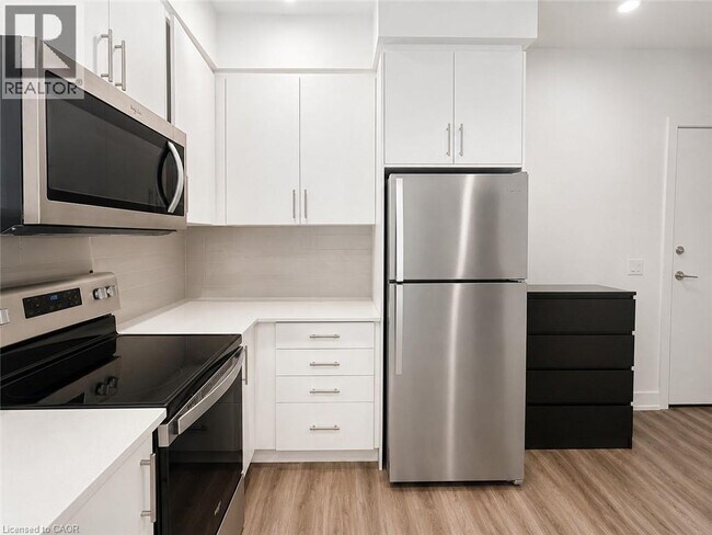 Building Photo - 1100 Lackner Pl