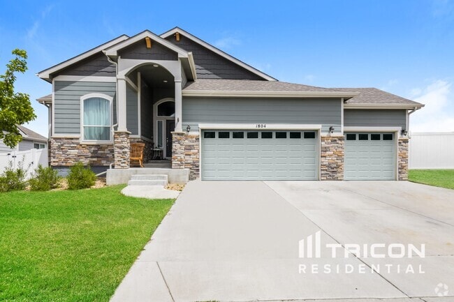 Building Photo - 1804 Ruddlesway Dr