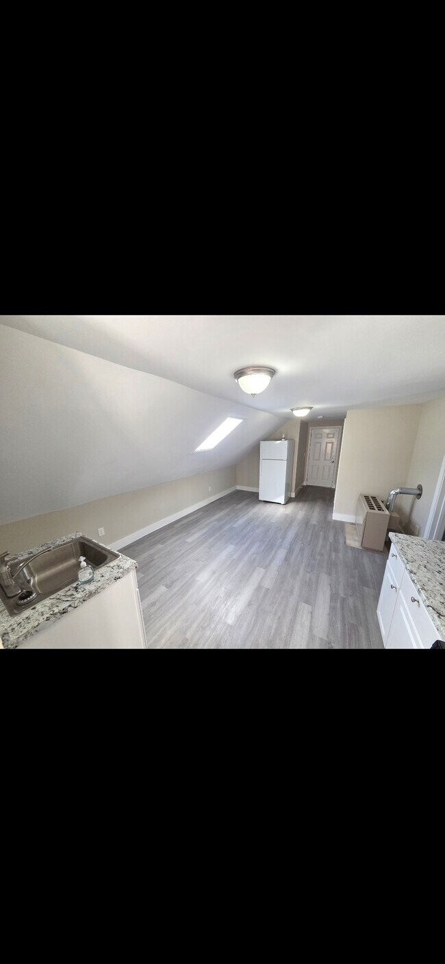 Foto del edificio - 1441 Pleasant St