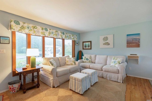 Foto del edificio - 17 Fairview Rd