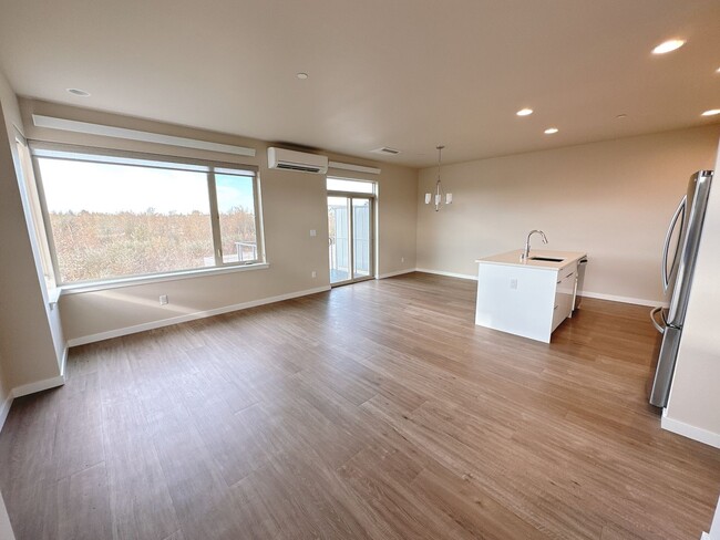 Foto del edificio - Like New 3 bdrm/2 bath in North Bellingham...