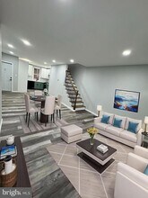 Building Photo - 2755 N Dover St