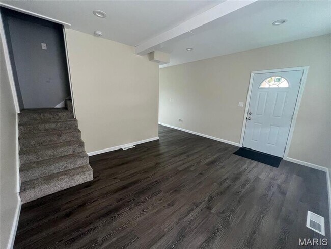 Foto del edificio - 115 W Cartwright Ave