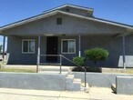 Primary Photo - 400 E St