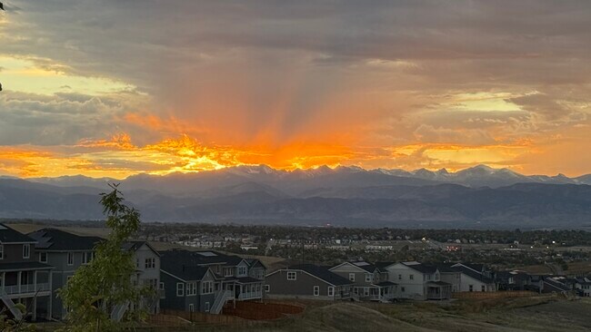 Unobstructed mountain views - 747 Raindance St