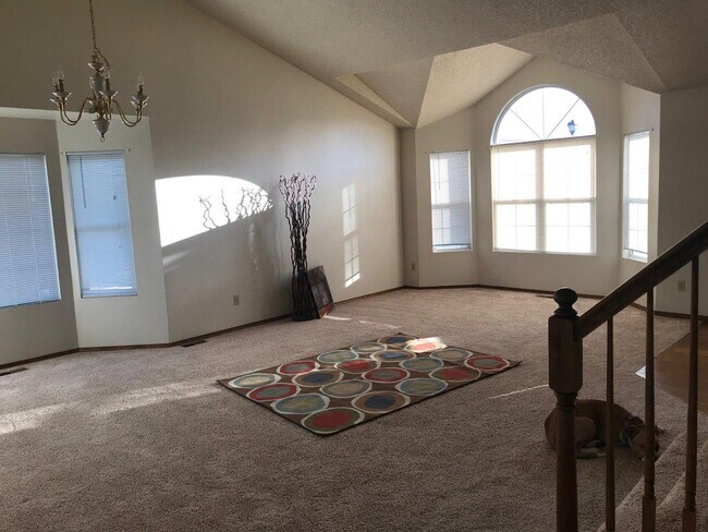 Building Photo - 8750 Massey Cir