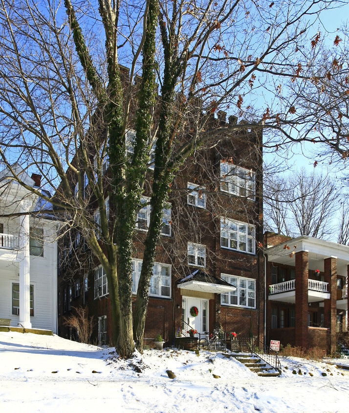 Building Photo - Evangeline