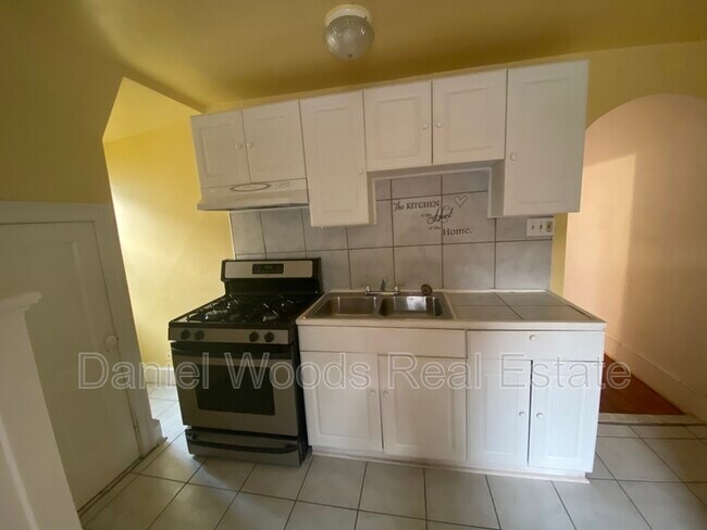 Foto del edificio - 5804 Greene St