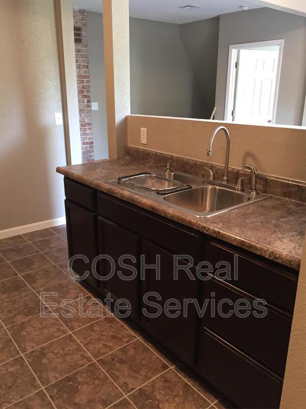 Foto del edificio - 1255 S Main St