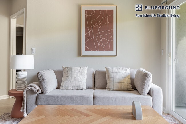 Building Photo - 700 Agnew Rd