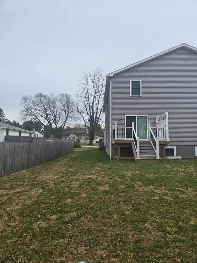 Building Photo - 511 Orchard Ave