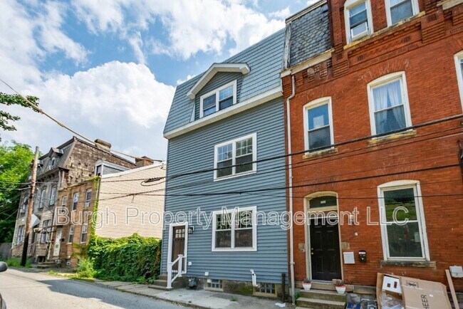 Photo - 849 Concord St House