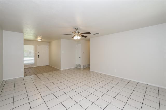 Foto del edificio - 306 Linklea Dr