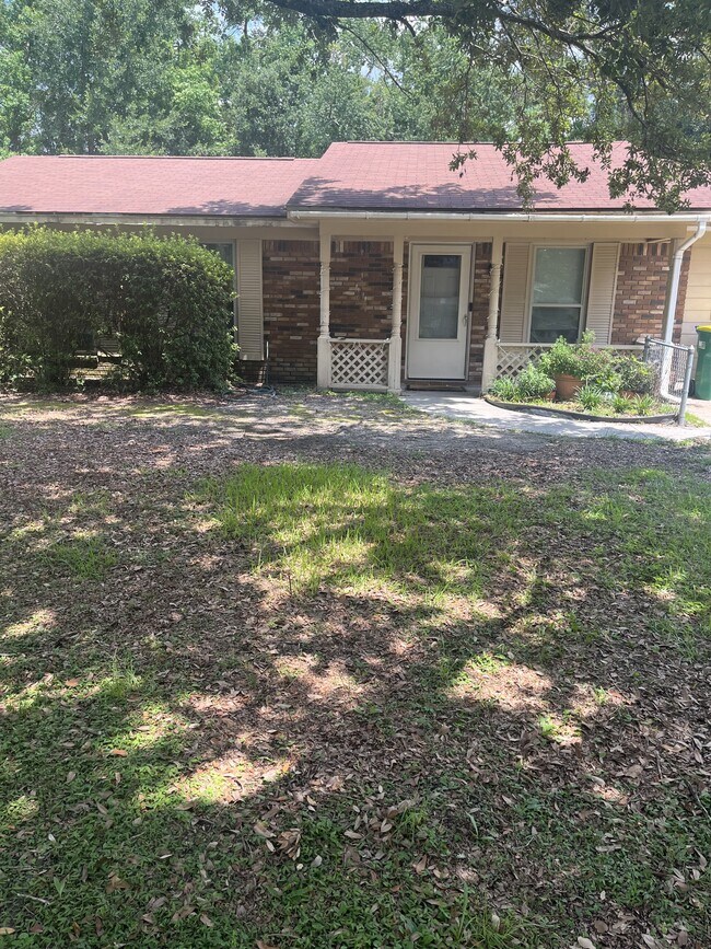 Building Photo - 6552 Cortez Cir