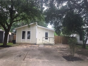 Building Photo - 11950 Greenloch Ln