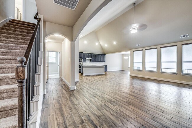 Foto del edificio - Immaculate 2-Story Home in the Hills of Windridge – Fort Worth!