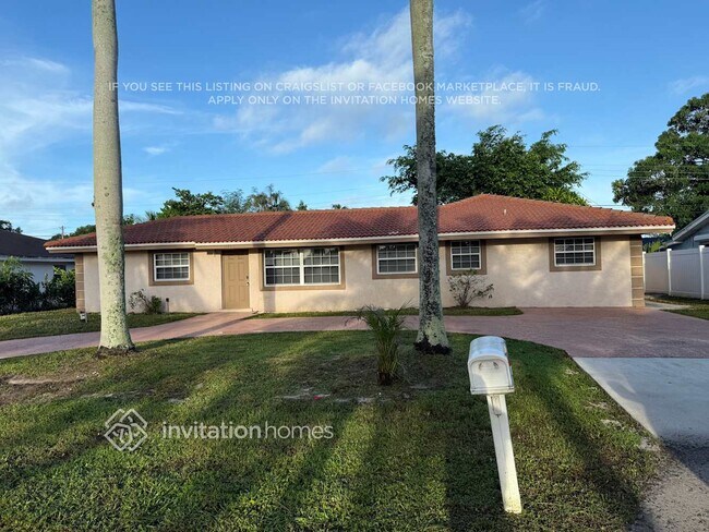 Building Photo - 1129 Edgehill Rd