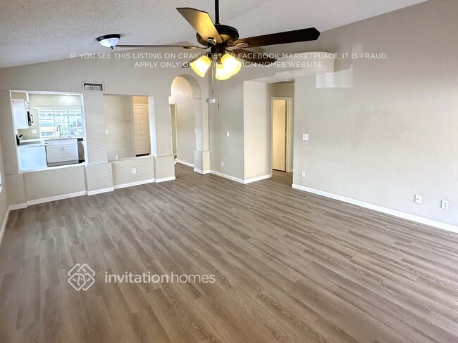 Foto del edificio - 1102 E Annette Dr