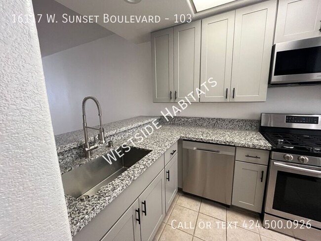 Building Photo - 16117 W Sunset Blvd