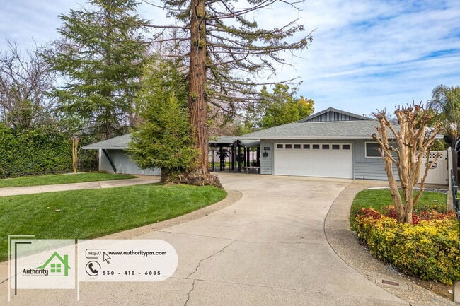 Building Photo - 3317 Riverside Dr