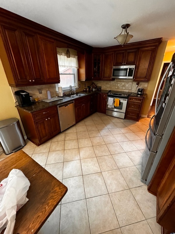 Building Photo - 6479 Lark Way