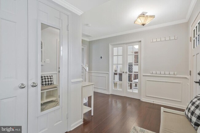 Foto del edificio - 5511 Dawes Ave