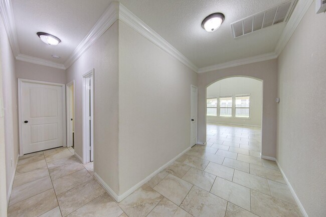Building Photo - 1622 Julia Park Dr