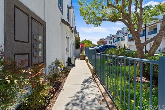 Foto del edificio - 11922 Cypress Canyon Rd