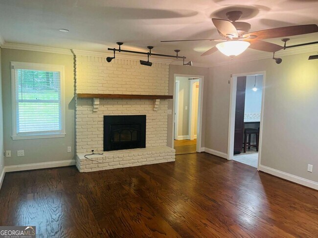 Building Photo - 2472 Ramblewood Ct