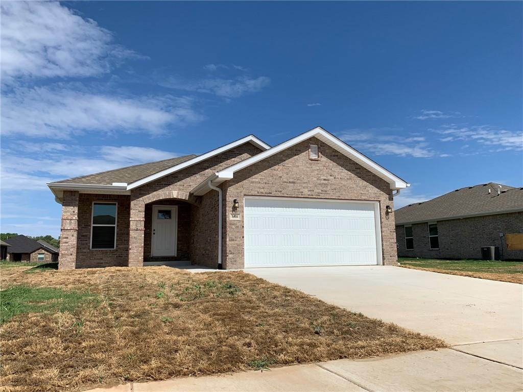 108 Oak Ave, Gentry, AR 72734 House for Rent in Gentry, AR