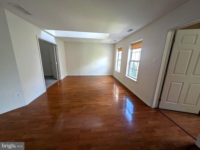 Foto del edificio - 204 River Birch Cir