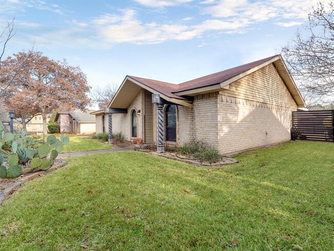 Foto del edificio - 7006 Huff Trail