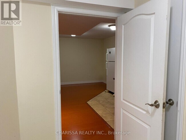 Building Photo - 3417 Jorie Crescent