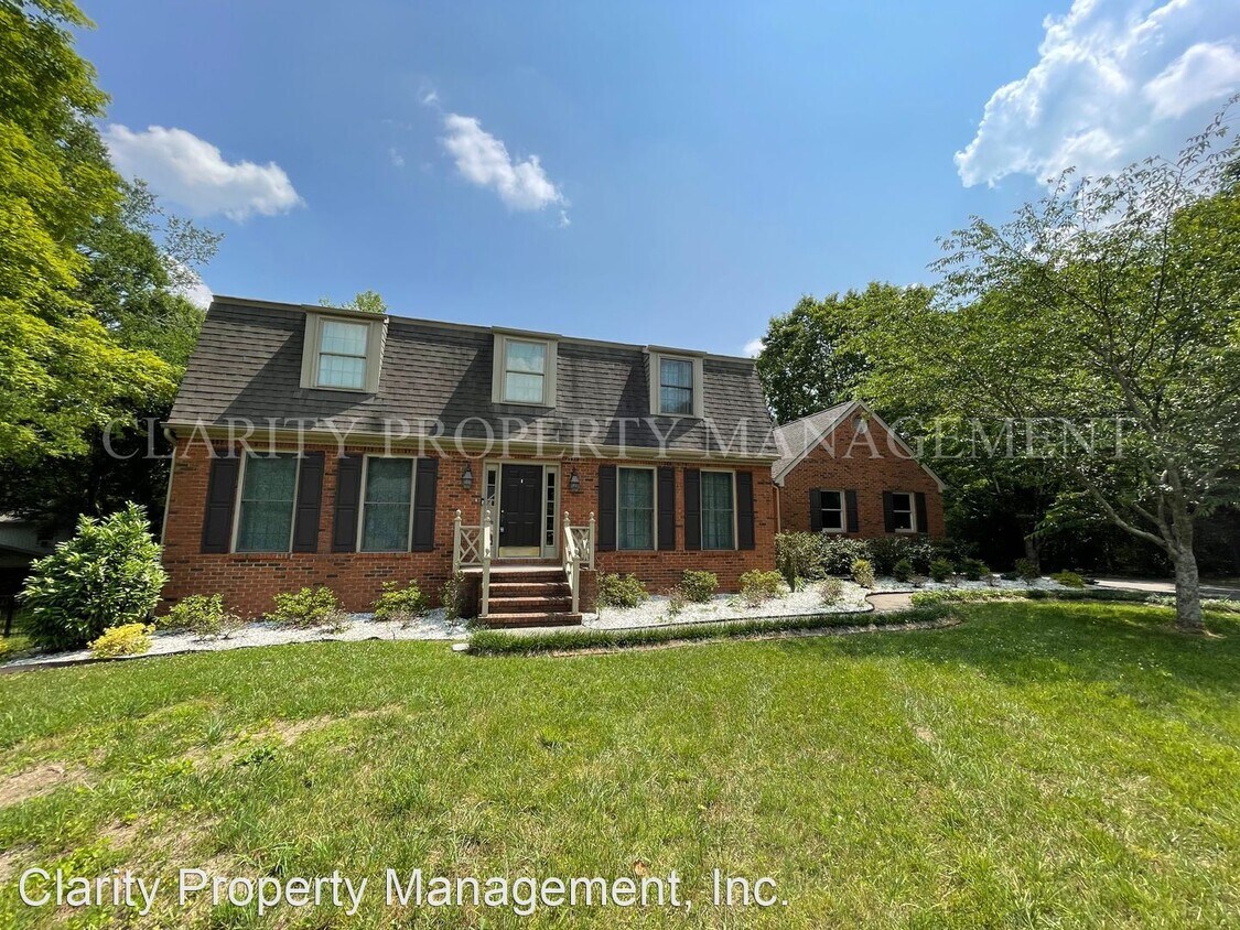 Primary Photo - 4 br, 2.5 bath House - 1010 Bramblewood Tr...