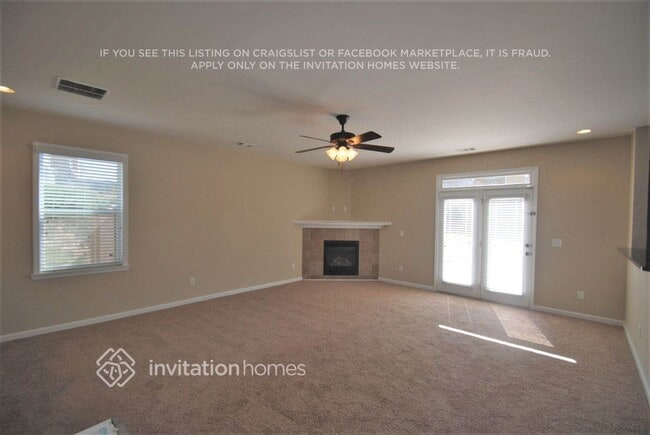 Building Photo - 2653 Bluestone Dr SW