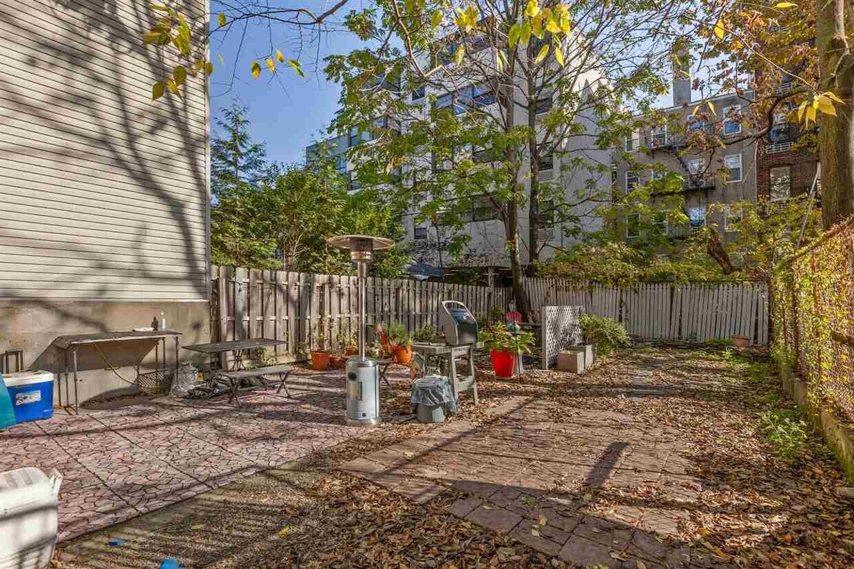 311 Monroe St Unit 1R, Hoboken, NJ 07030 Condo for Rent in Hoboken