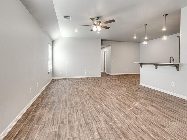 Foto del edificio - 617 B St