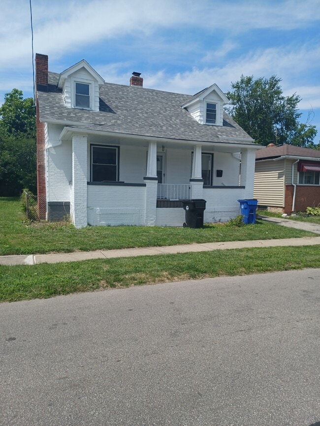 Building Photo - 3822 E 143rd St