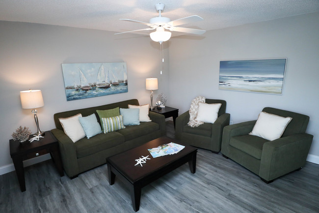 Living Room - Ridgeview Apartments