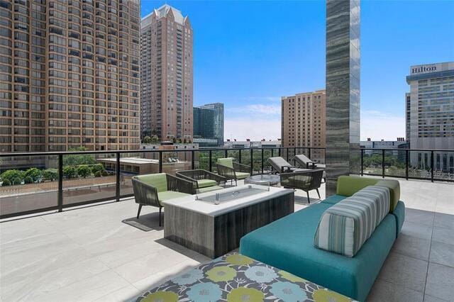 Building Photo - 1211 Caroline-150.5