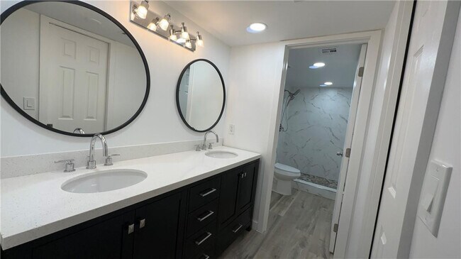 Foto del edificio - 101 Ocean Ln Dr