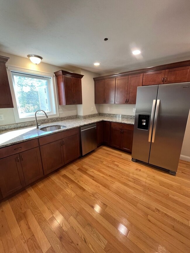 Foto del edificio - 8 Sugar Maple Ln