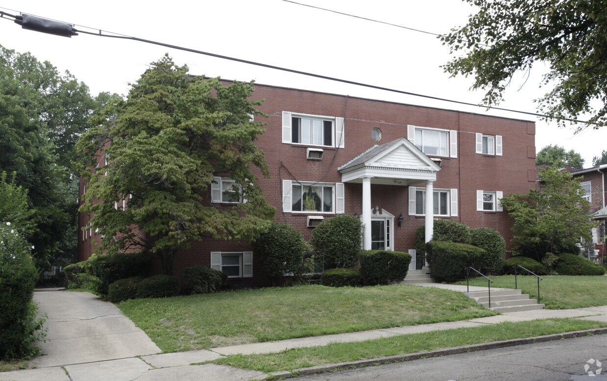 Foto del edificio - 304 S Winebiddle St