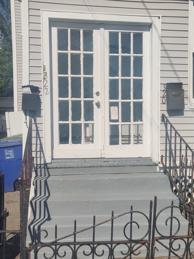 Foto del edificio - 322 Catherine St