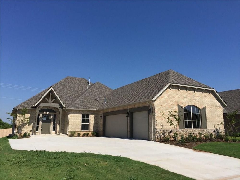 Building Photo - 6512 Bentley Dr
