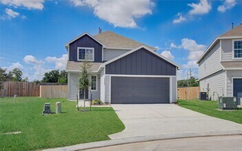 Building Photo - 22223 Regal Heights Dr