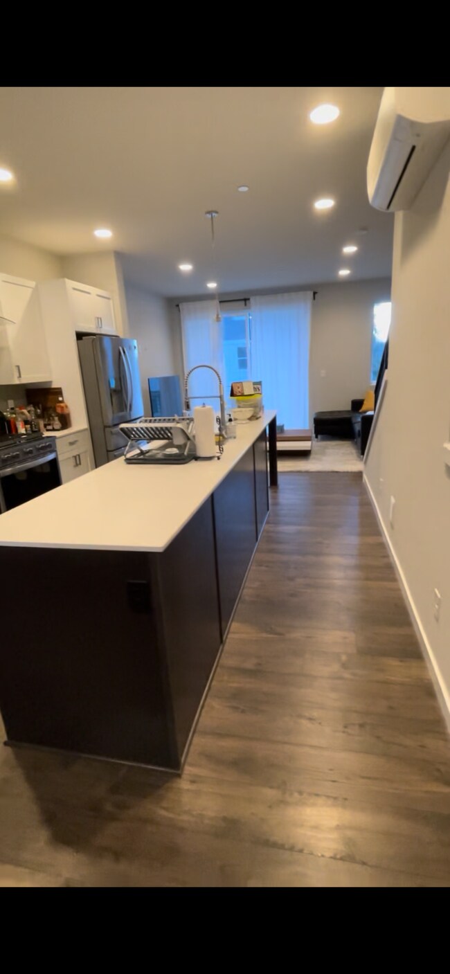 Foto del edificio - 14527 1st Ave NE