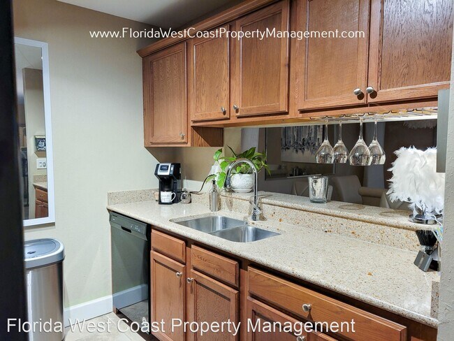 Building Photo - 2 br, 2 bath House - 4016 Crockers Lake Bl...