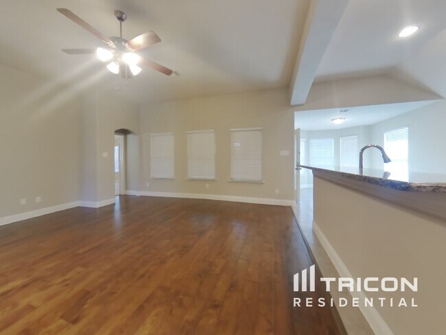 Foto del edificio - 3600 Meadowtrail Ln